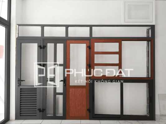 Các mẫu cửa nhôm Xingfa nhập khẩu chính hãng & đa dạng tại showroom.