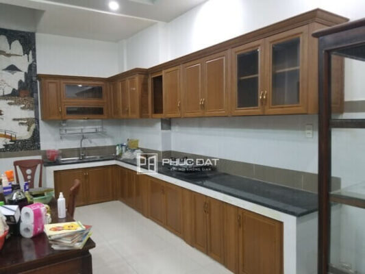Công trình thay mới tủ bếp gỗ sang tủ bếp nhôm giả gỗ cao cấp tại Gò Vấp