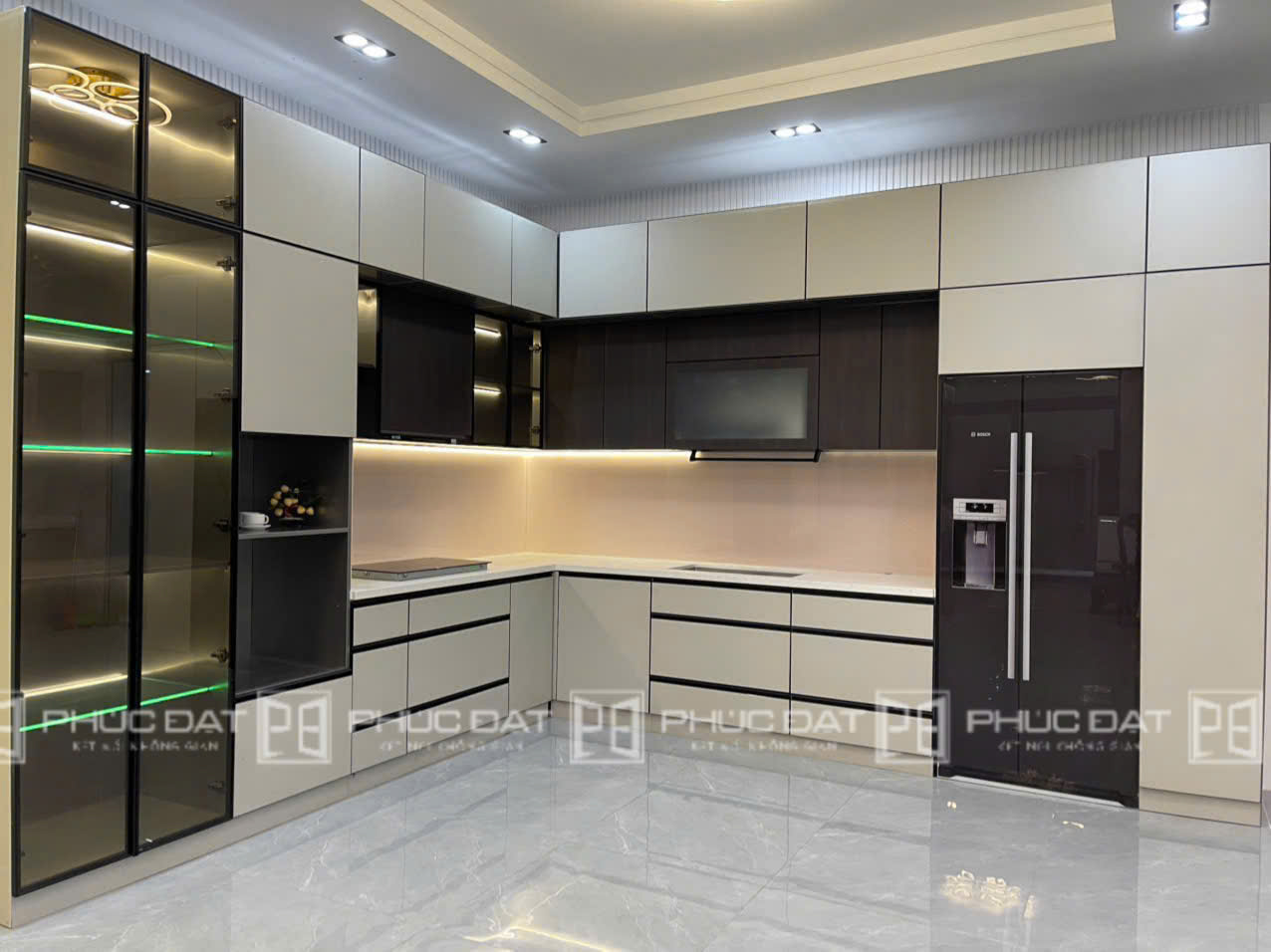 Mẫu tủ bếp inox cánh kính Phúc Đạt sang trọng hiện đại